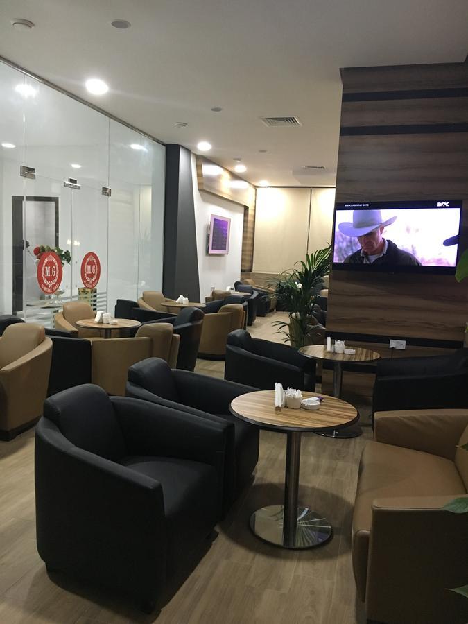 Al Muhanna Plaza Luxury Apartments 쿠웨이트 외부 사진