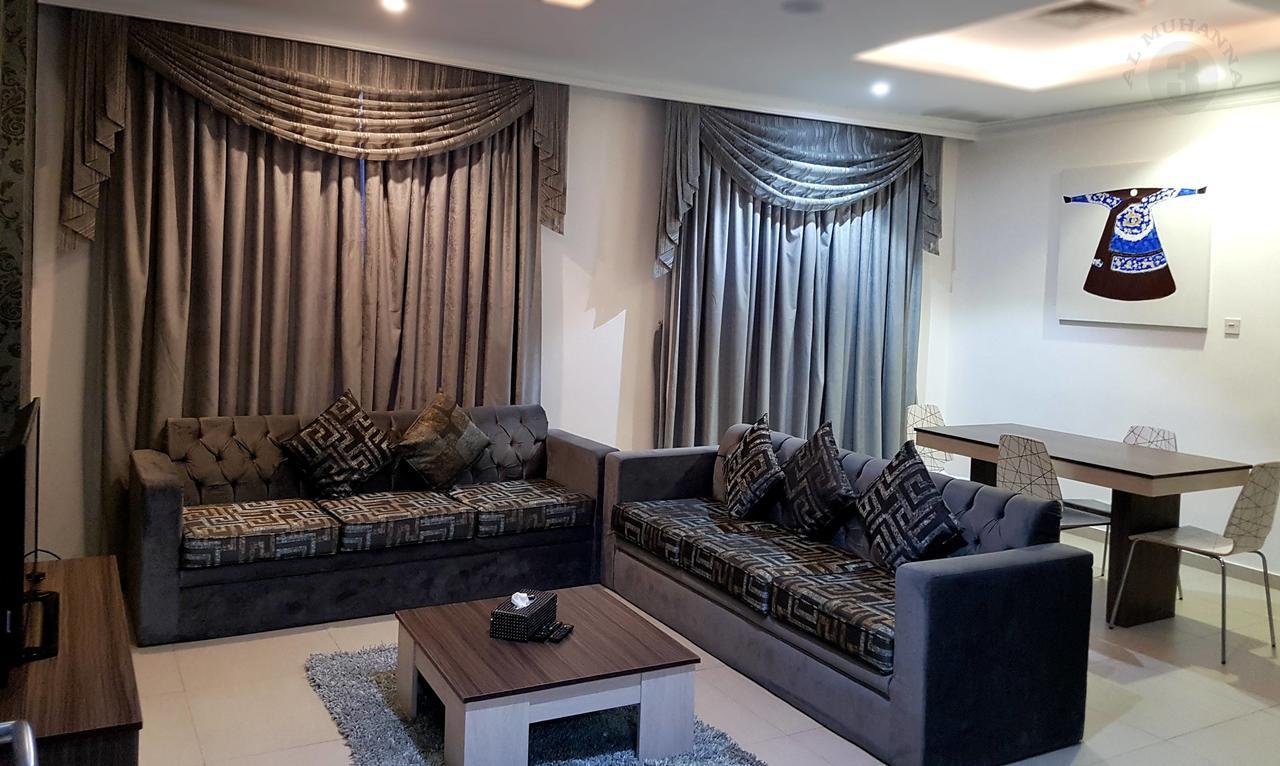 Al Muhanna Plaza Luxury Apartments 쿠웨이트 외부 사진